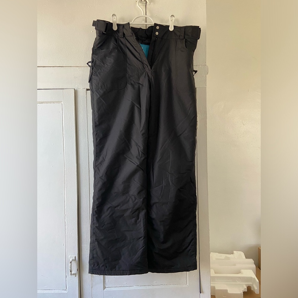 Chalet women’s snow pants